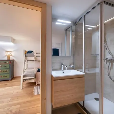 בקתה Luxurious In וורבייה