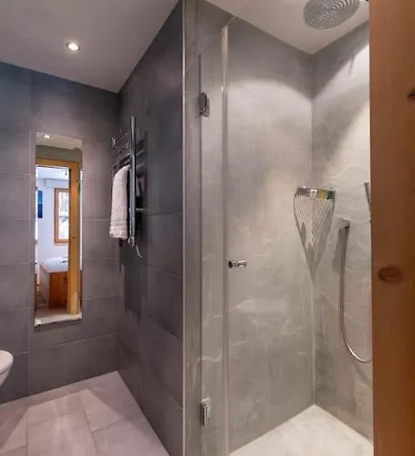 Luxurious In فيربير